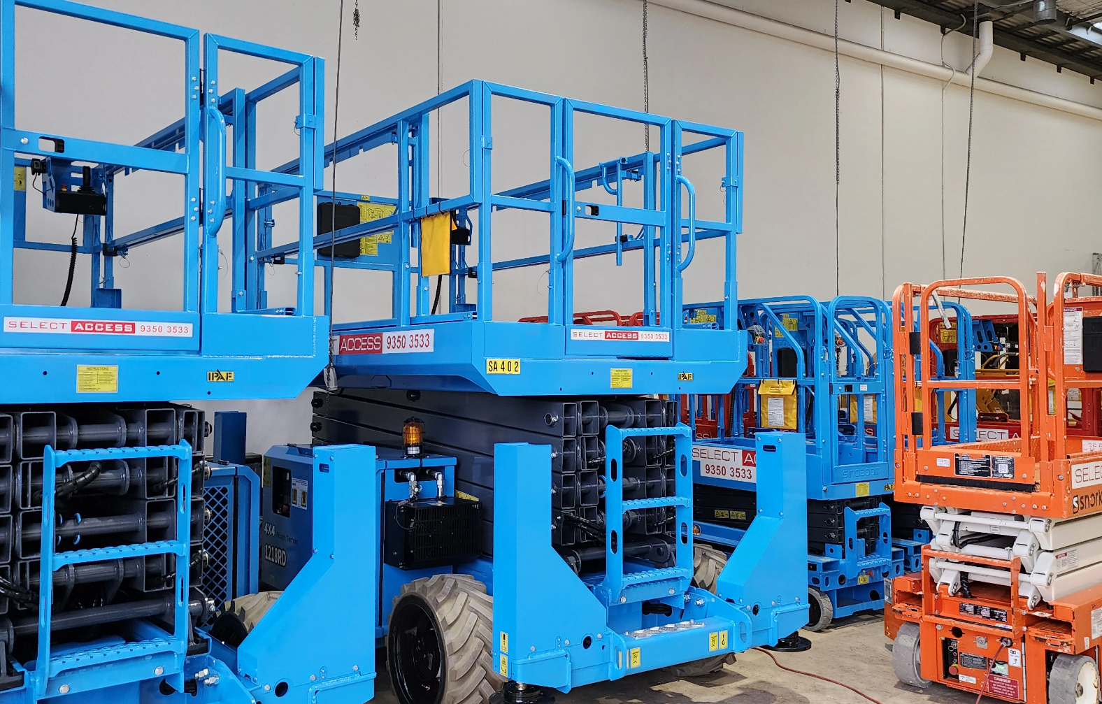 Scissor Lift Electric 13ft Select access